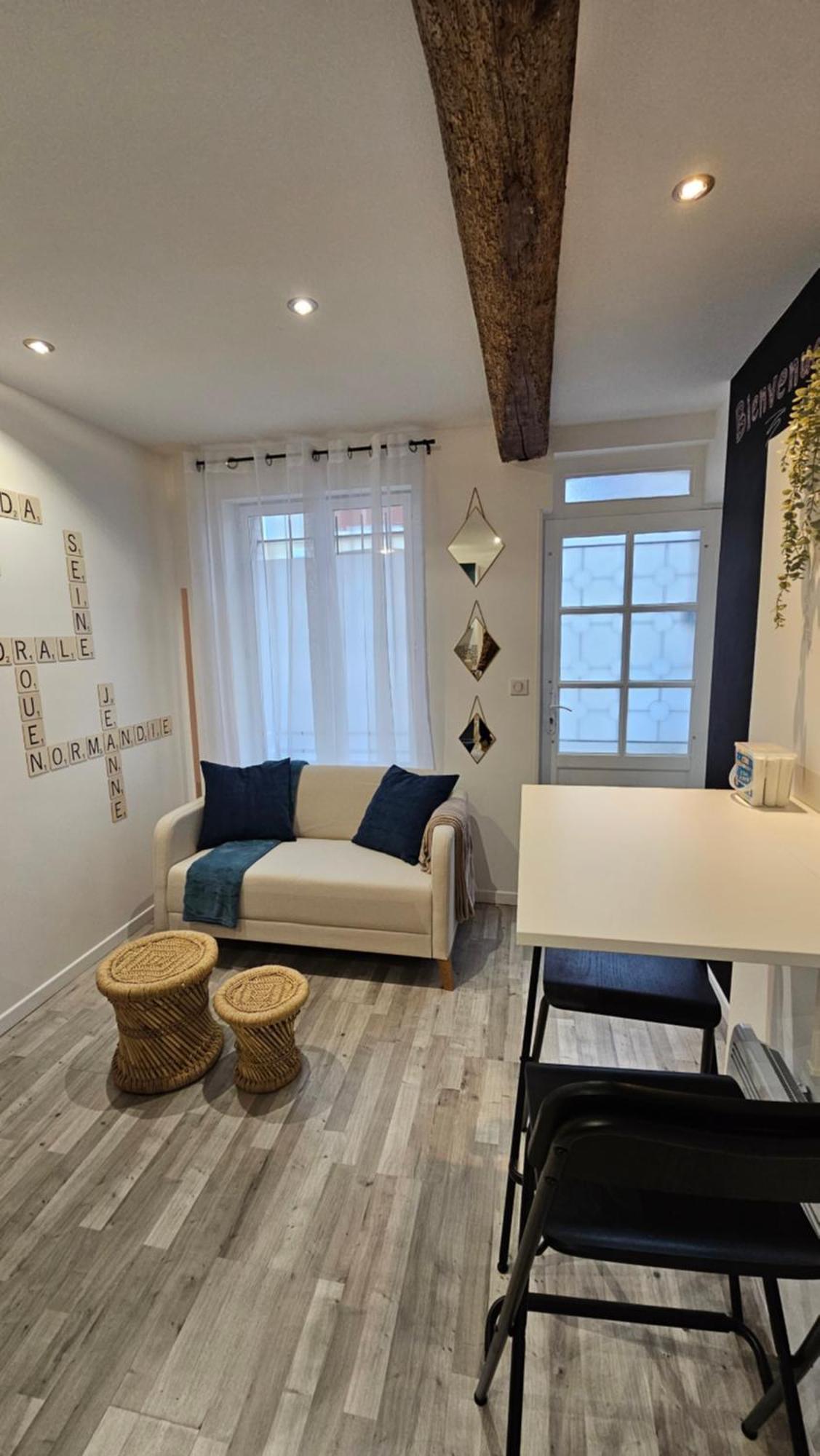 L'Armand Apartment Rouen Bagian luar foto